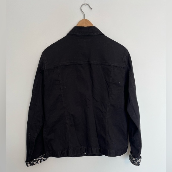 Jeanne Pierre Women's Black Denim Jacket size large - Picture 5 of 6